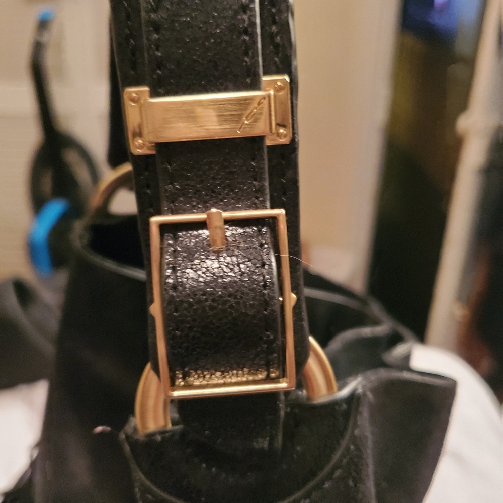 Purse - Picture 2 of 7